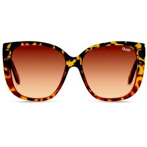QUAY Oversized Sunglasses 🕶️